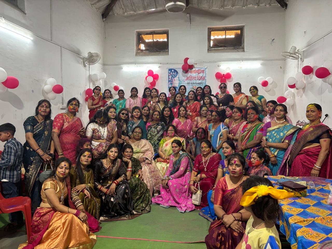 रेलवे इंस्टिट्यूट आमला में अंतर्राष्ट्रीय महिला दिवस एवं रंगपंचमी का उत्साहपूर्ण आयोजन
