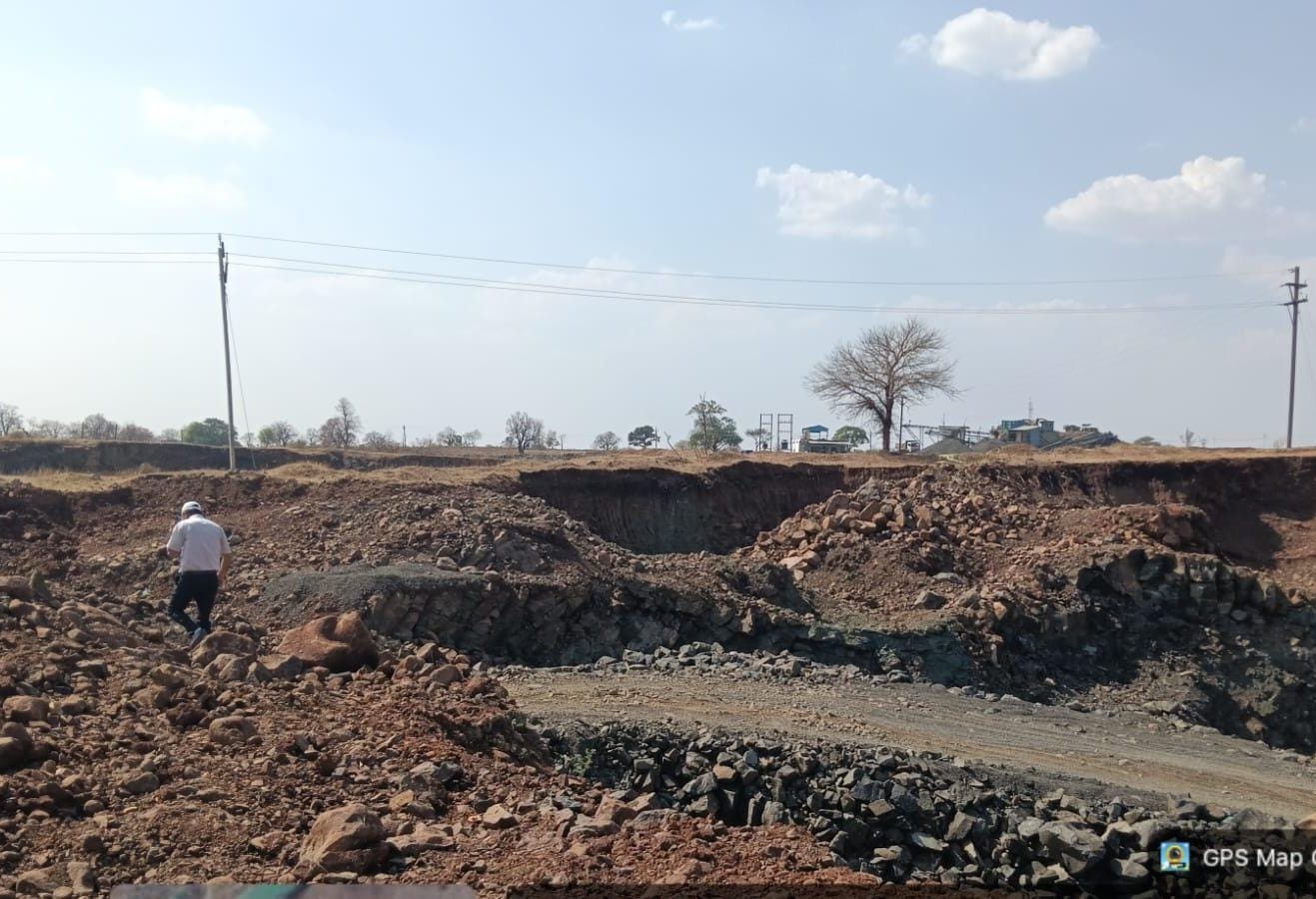 खनिज, राजस्व और पुलिस विभाग ने संयुक्त रूप से की आमला में अवैध उत्खनन पर बड़ी कार्यवाही