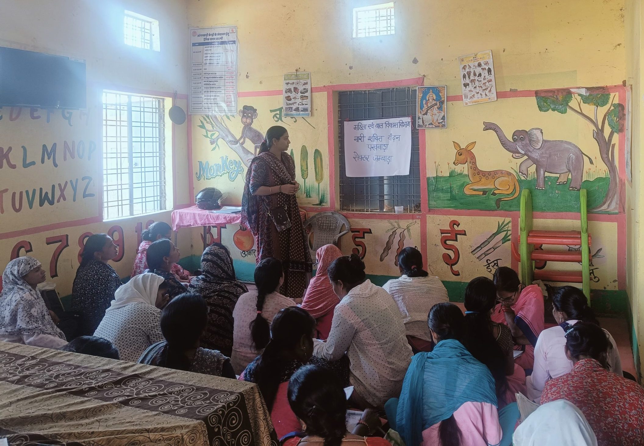 महिला एवं बाल विकास विभाग द्वारा जंबाड़ा में नारी शक्ति वंदन पखवाड़े का आयोजन