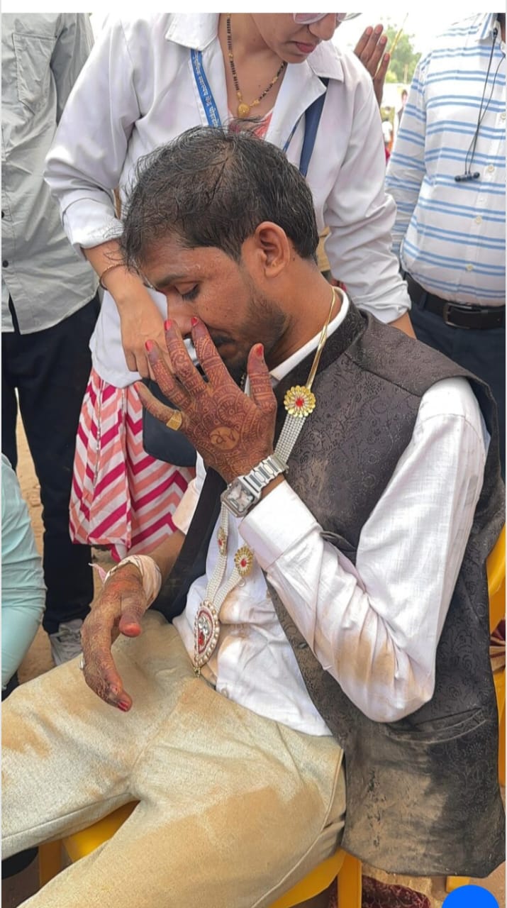 सामूहिक विवाह के दौरान दुर्घटना के शिकार हुए दो दुल्हे