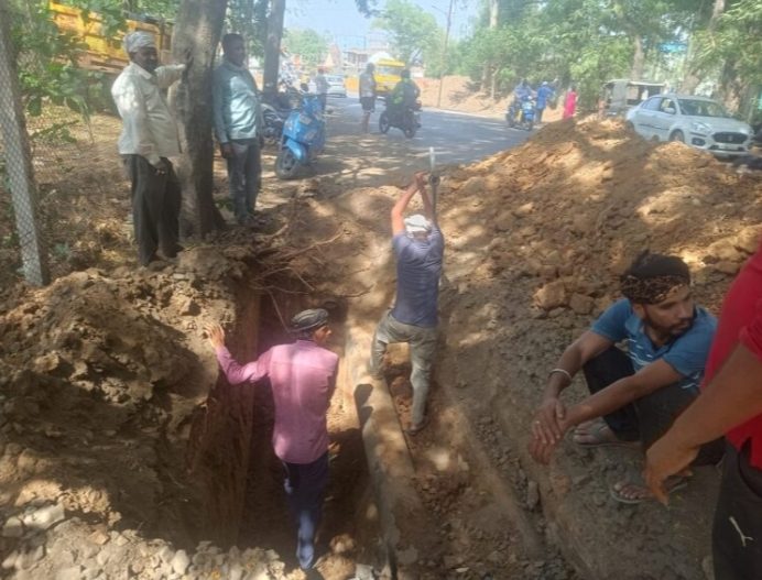 जल संकट: पाइप लाइन लीकेज होने से नहीं आएंगे सुबह नल