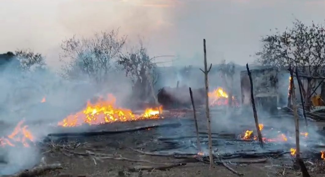 बैतूल ब्रेकिंग: भीमपुर के बर्राढाणा में भीषण आग का तांडव, कई घर जलकर खाक